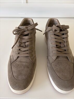Vince | US 11 | Suede Casual Sneakers in Taupe